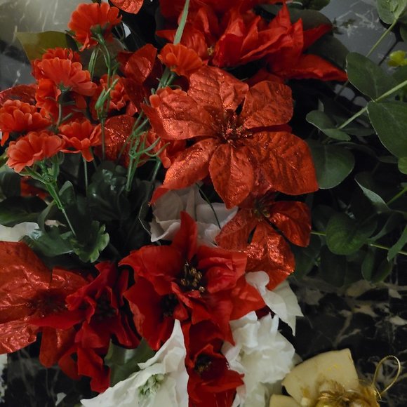 Christmas Decorations Lot - Picture 5 of 11